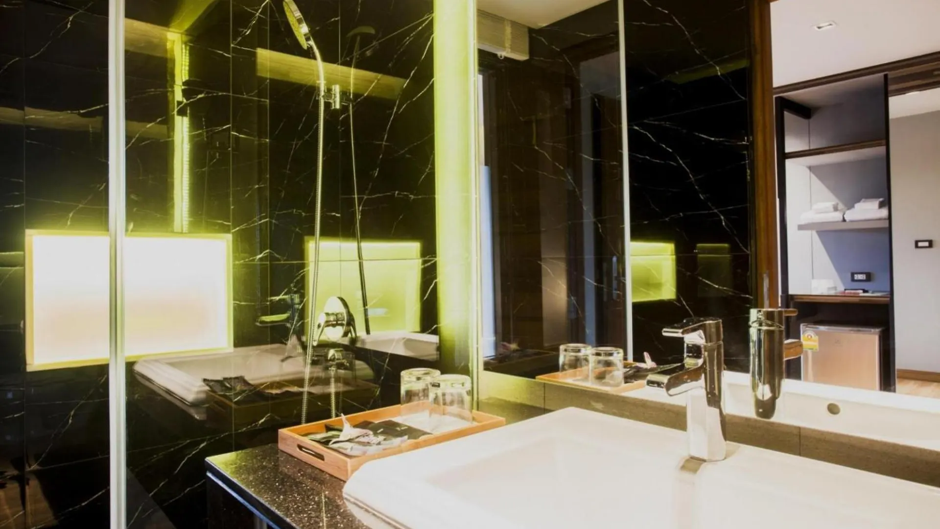 The Glory Gold Hotel Khao Lak